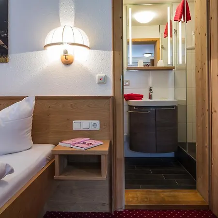 Gaestehaus Walserheimat Penzion Riezlern